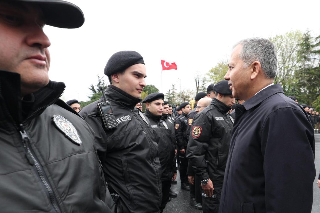 1 Mayıs Emek ve Dayanışma Günü’nde, 78 ilimizde toplamda 286 bin 584 vatandaşımızın katılımıyla düzenlenen 212 etkinlik tamamlandı.